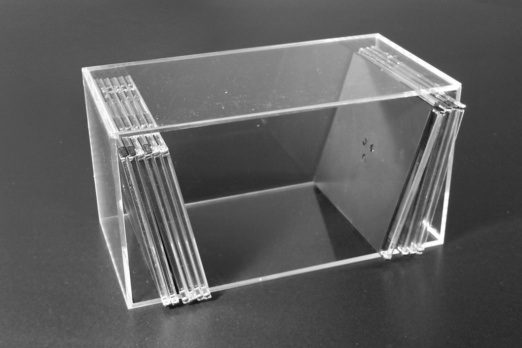 Scatola porta cd plexiglas trasparente